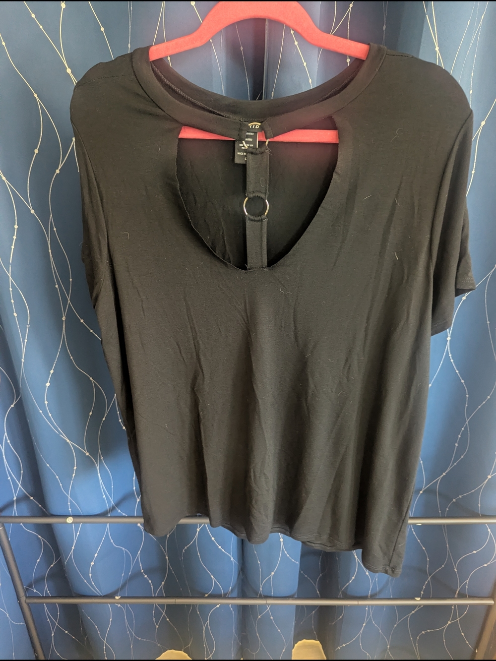 torrid Black Short-Sleeve Keyhole Tee with Ring Detail